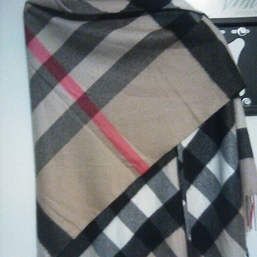 Burberry Half Mega Cashmere Scarf